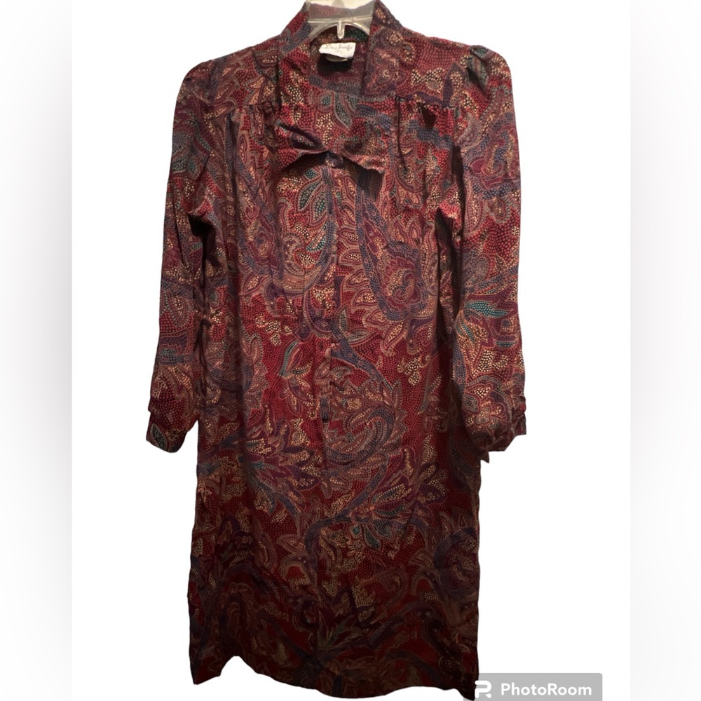 Women’s size 16-1/2 long sleeve midi dress A286AR1